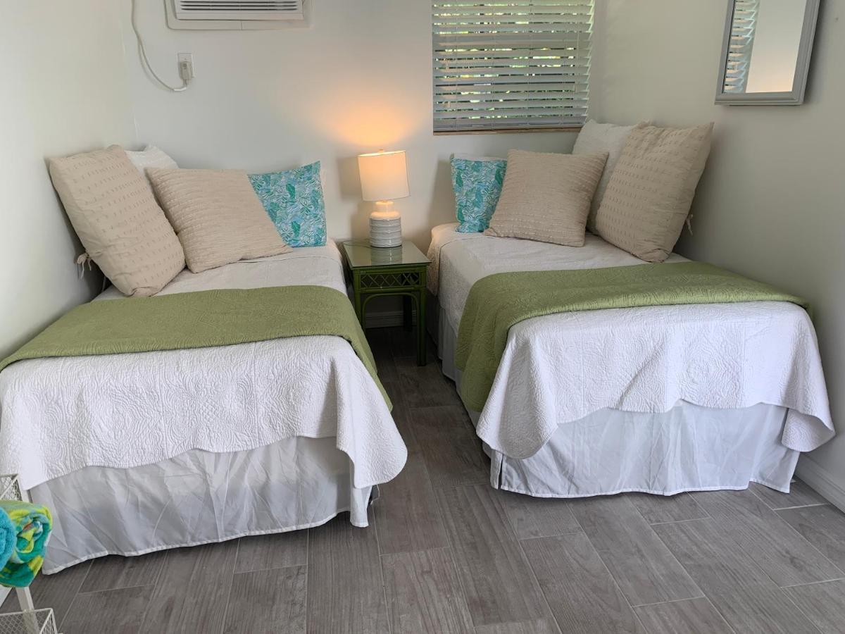 Beach Bum Bungalow Hotell Fort Pierce Exteriör bild